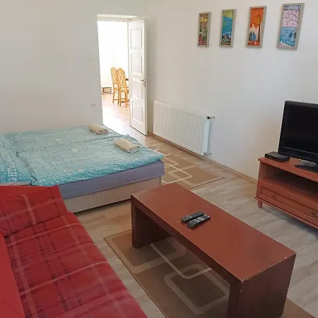 Sarahome1 Apartment